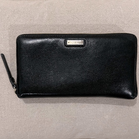Kate Spade Continental Zip-around Black Leather Wallet - Picture 3 of 13